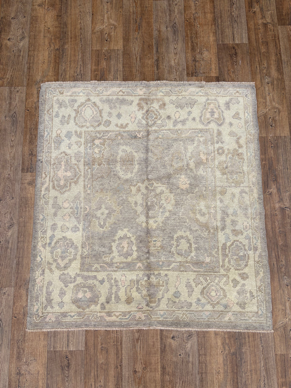Vintage Oushak - 4'4" x 4'9"