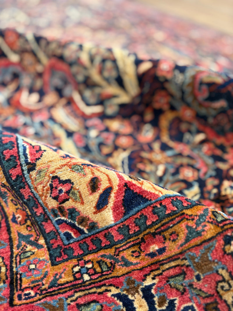 Antique Sarouk - 4'3" x 6'4"