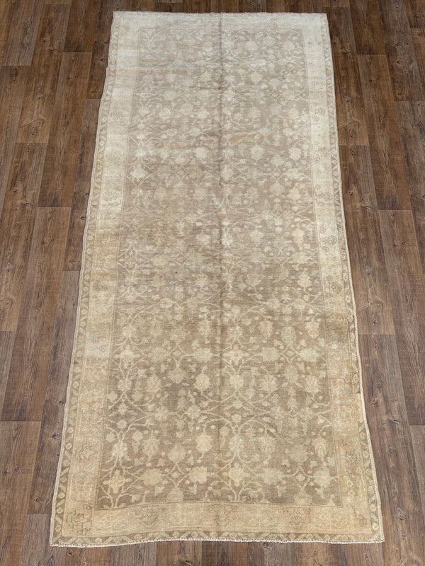 Vintage Anatolian - 4'10" x 10'9