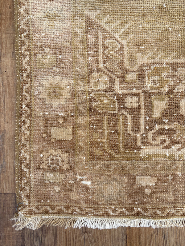 Vintage Anatolian - 3'6" x 4'6"