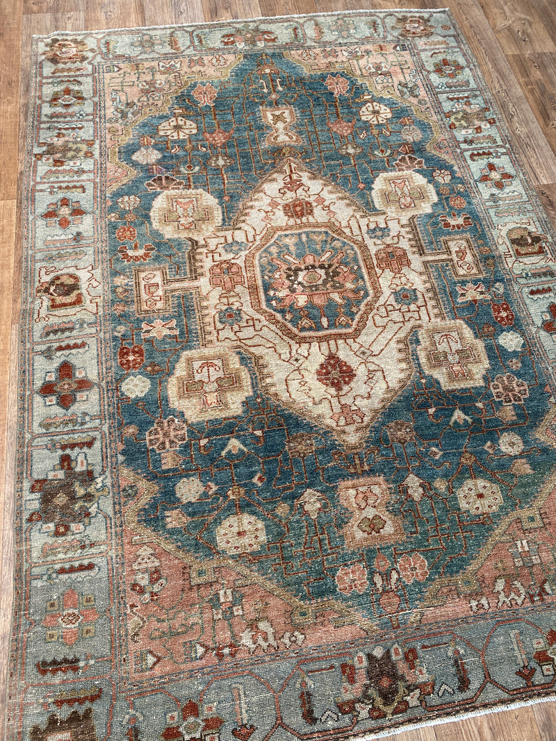 Antique Malayer - 4'9" x 6'10"