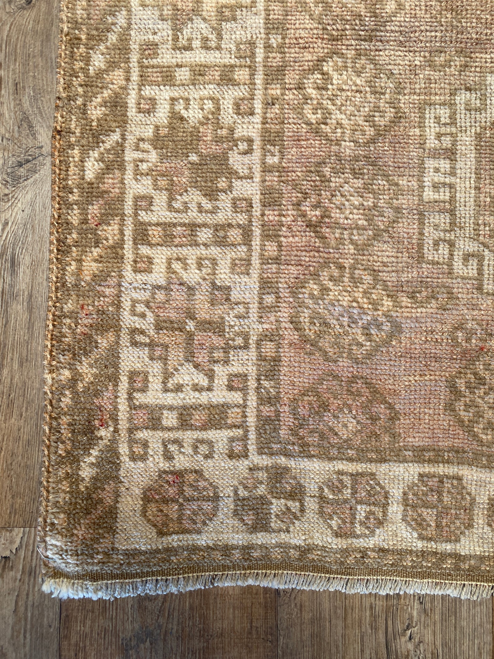 Vintage Anatolian - 4' x 8'1
