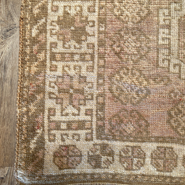 Vintage Anatolian - 4' x 8'1