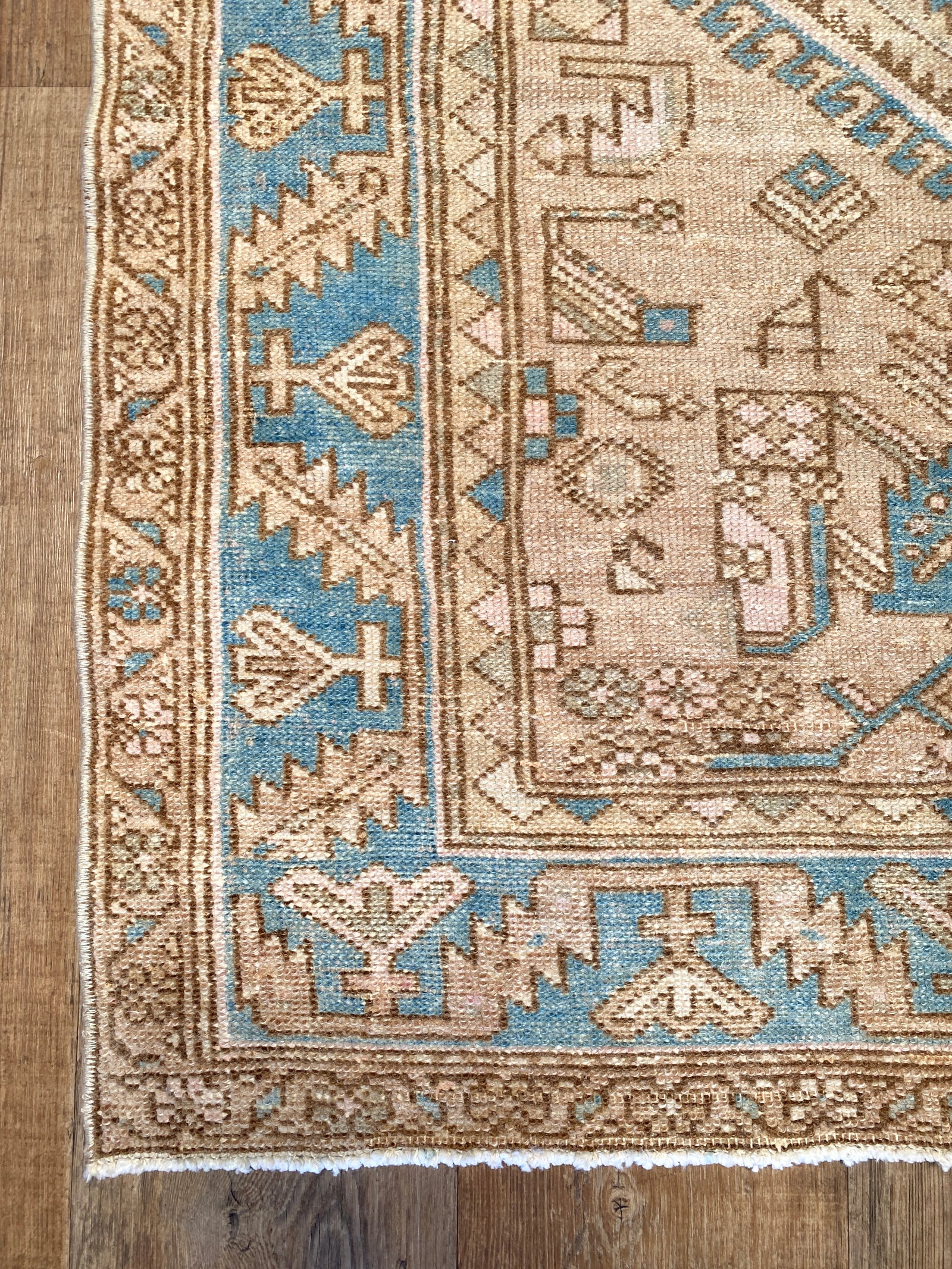 Antique Malayer - 4'10
