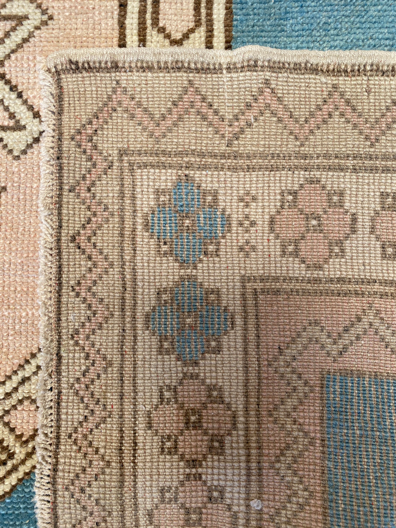 Vintage Oushak - 6'4" x 8'11"