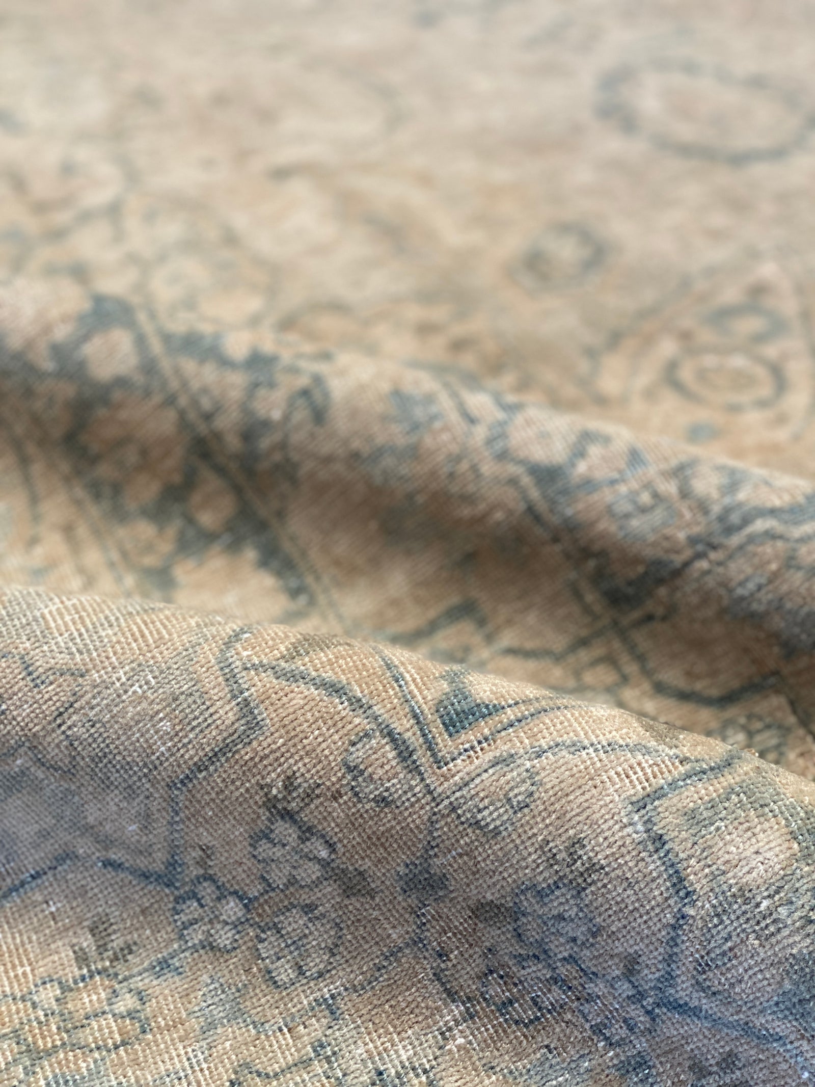 Antique Tabriz - 9'1