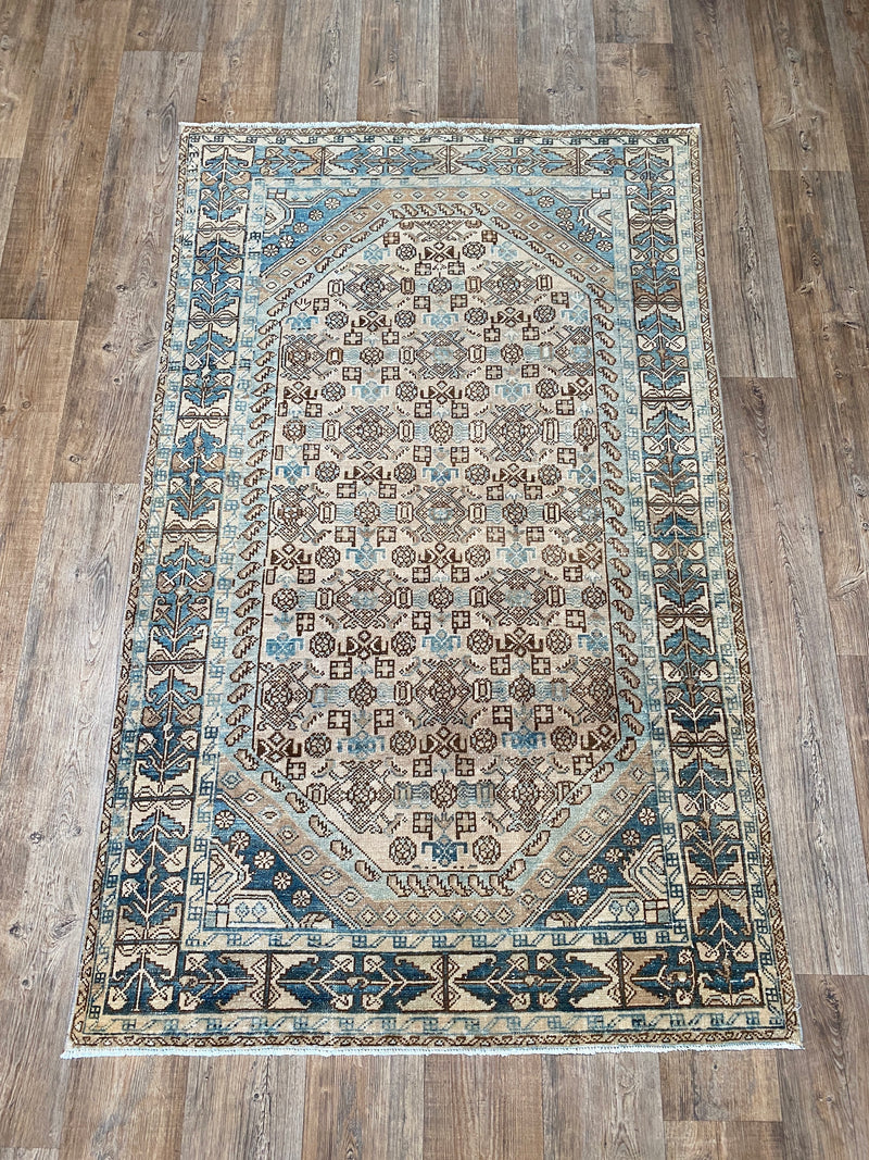 Antique Malayer - 4'1" x 6'6"