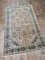 Antique Malayer - 4'1" x 6'6"